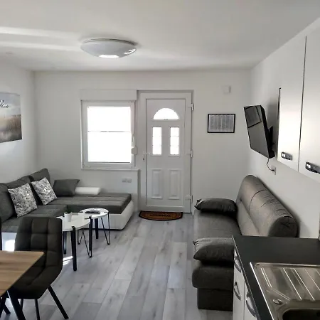 Apartmani Eden Vodice Exterior photo