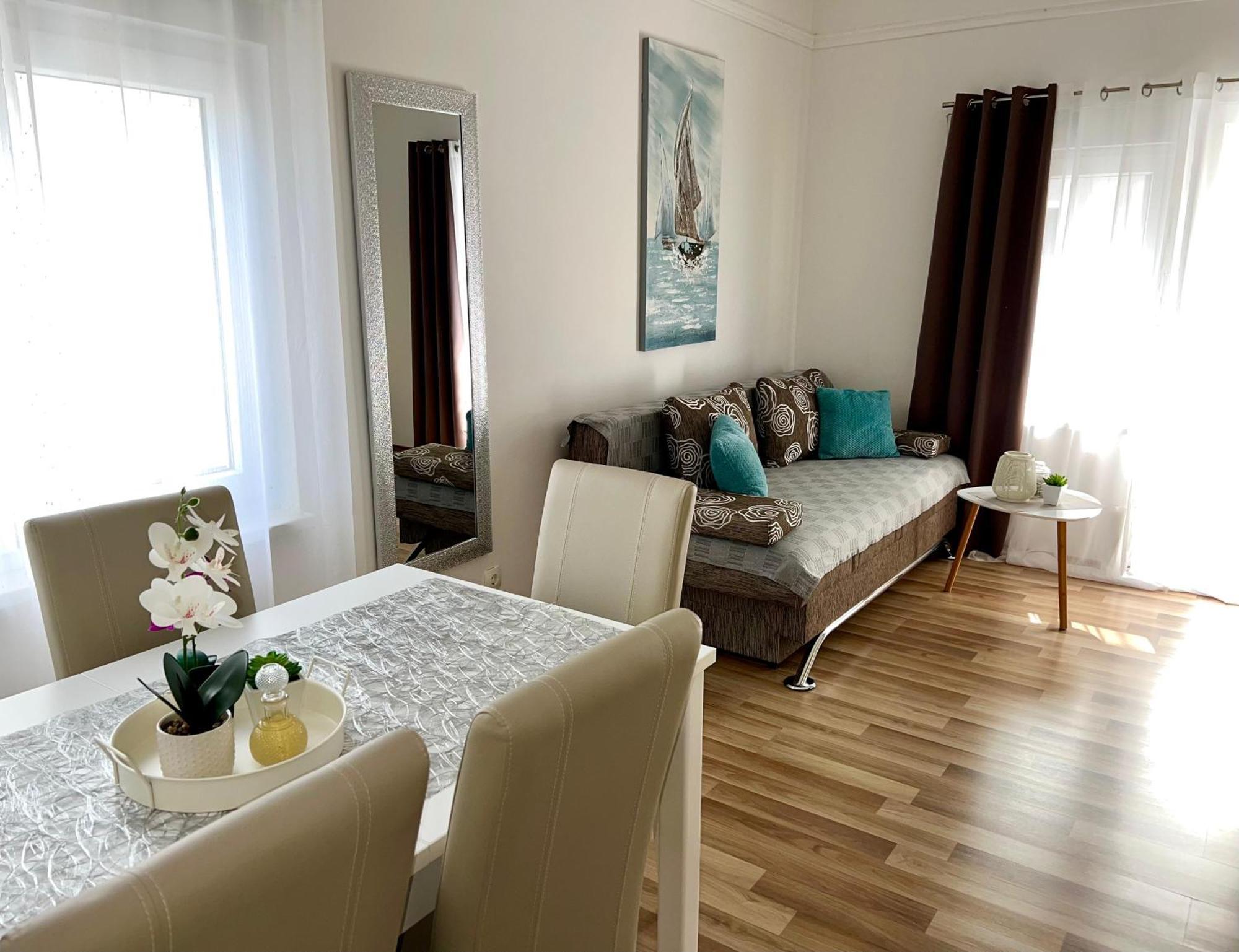 Eden Apartman *