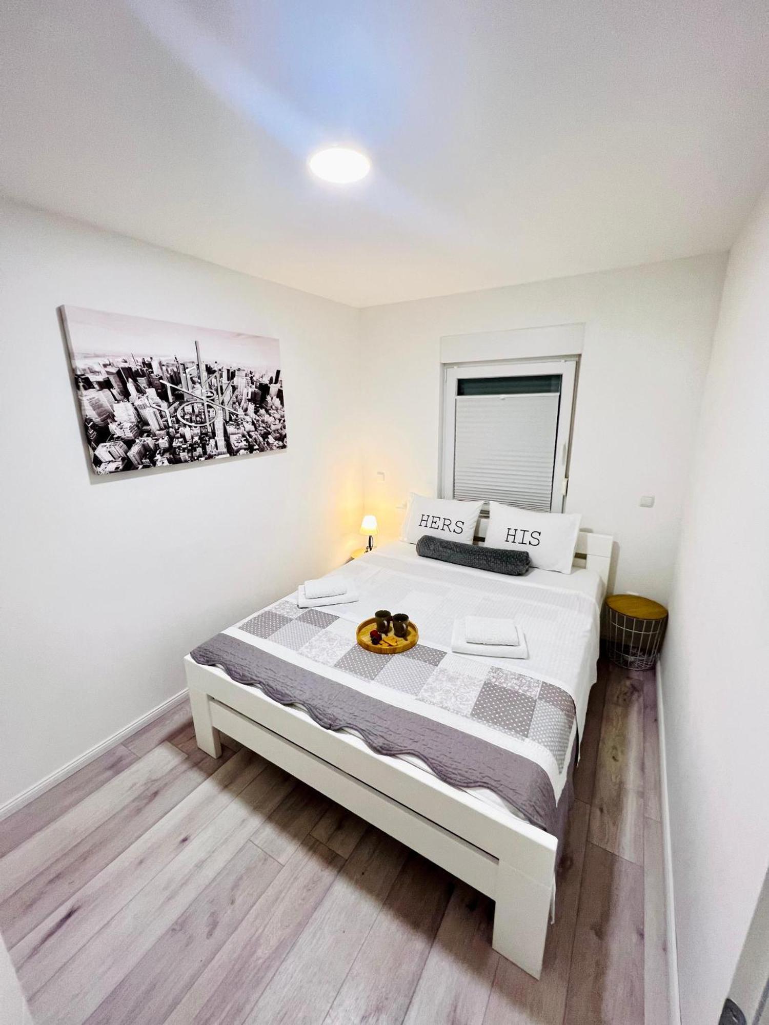 Eden Apartman *